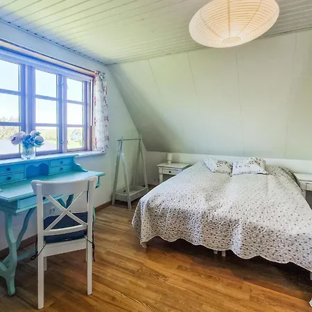 Ferienhaus Gemütliches Haus Mit 3 Schlafzimmern In Vrå