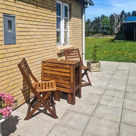 3 Bedroom Cozy In